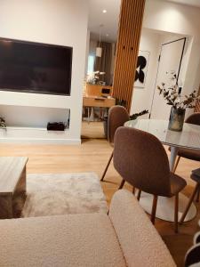 ASTY10 Executive 1BR