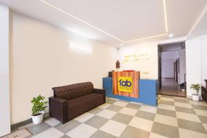 FabHotel Sky Sector 76