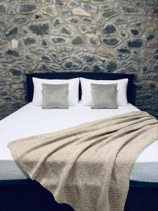 Viora Lodge