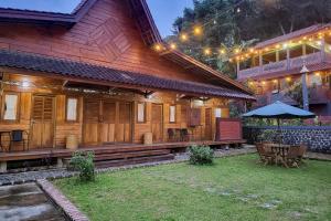 RedDoorz at Boemi Abah Samarang Garut