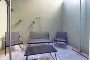 Central Brighton Apartment