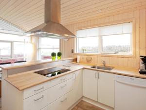 6 person holiday home in Tranekær-By Traum
