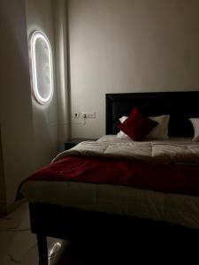 Hotel Divine