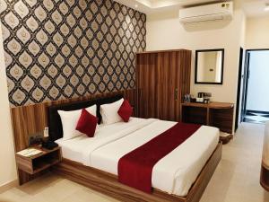 The Parmatma Hotel