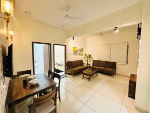 LaBelle Haven Aesthetic Cozy 2BHK For Family and Couples