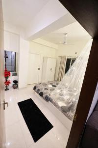 LaBelle Haven Aesthetic Cozy 2BHK For Family and Couples
