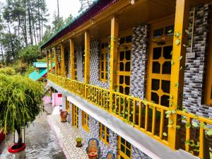 The Mehfil - Cafe and Stay