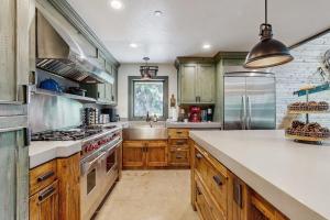 Mountain lodge with hot tub game room and home theater