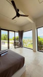 Tris Villa 3