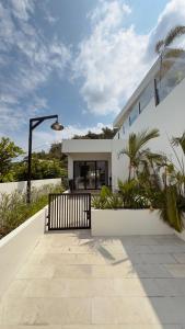 Tris Villa 3