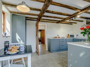 3 Bed in Stratford-upon-avon oc-95736