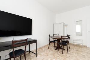 GuestHost - Atelier Rubens Milano de Angeli X4