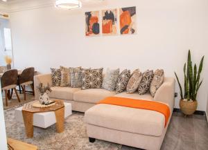 Inka Luxury 1 bedrooms with pool ,gym at Neptune Residency Lavington