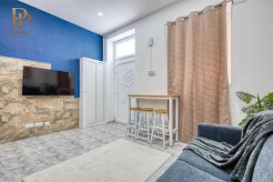 Coastal Maisonette in Marsaskala Steps to Sea