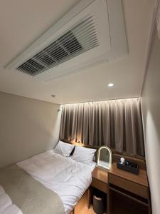 Sonoce Hostel Seoul - Private Bathroom & Premium
