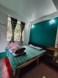 Pine Forest Home stay with Kitchen