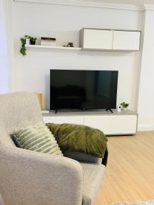 Apartamento Vega - Amplio, Soleado y con Balcón