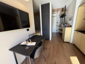 Sole- Franciacorta and Lake - Love Italy Homes