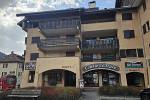 Apt in St Jean de Sixt Heart with Balcony