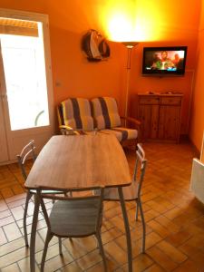 La Maison du Bord de Mer l Piscine et Plage