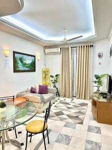 De One Homestay Bayu Emas Near Beach