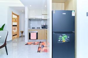 Luxe retreat 1Br near junction mall Pool,Gym,Fast WiFi