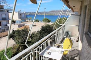 Apartment SEA VIEW in front of the beach of Agia Marina