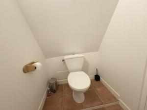 Charming gîte 1-2p with terrace on green domain - LIris