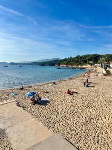 Appartement Hélène 200m plage, piscine et terrain de tennis
