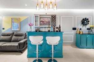 Pal by Hottley - 2BHK Luxury Apartment