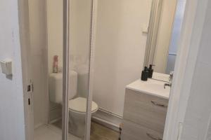 Quiet 24m city-center studio