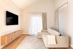 Modern 80kvm Apartment I Balcony I Parking I ᴄᴏʜᴏsᴛ