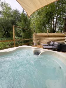 Arc Pod-HotTub- Dog Friendly - Longleat - Bath