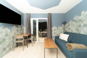 The Hive Boutique Apartments - Adults Only