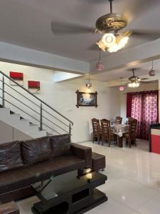 Royal Villa 1 - Luxurious 1BHK Villa with Huge Pvt Swimming Pool