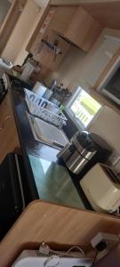 Deluxe 3 bedroom Lyons Robin hood oaklands with free wifi free sky