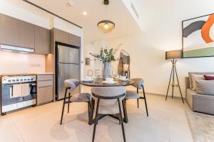 Sophisticated 2BR Retreat Featuring Dazzling Fountain Views, Moments from Burj Khalifa and Dubai Mall, Grande, Downtown Dubai by Deluxe Holiday Homes