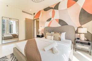 Sophisticated 2BR Retreat Featuring Dazzling Fountain Views, Moments from Burj Khalifa and Dubai Mall, Grande, Downtown Dubai by Deluxe Holiday Homes