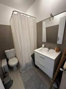 Studio lumineux avec parking et vue dégagée Antibes