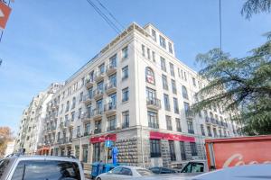 Central Landing Apartment