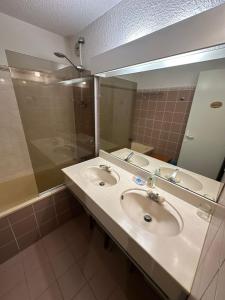 Alpe Huez Residence avec piscine, oied des pistes