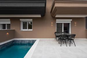 OLYMPIADA GIRNI Suites