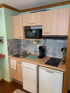 Appartement familial 4,6 personnes avec piscine