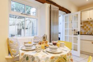 3 Bed in Tideswell oc-w39004