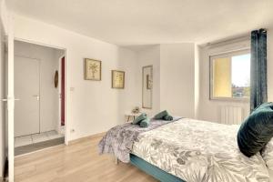 Le Montaigne - Climatisation, Parking Privé, Tramway et Airbus