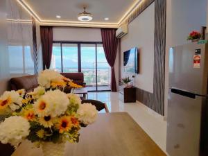 Deluxe 3 Bedroom Garden View