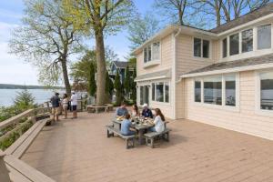 Conesus Lakefront Dock Modern Amenities