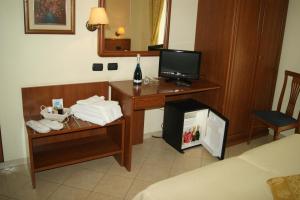 Quadruple Room room in Hotel Elio