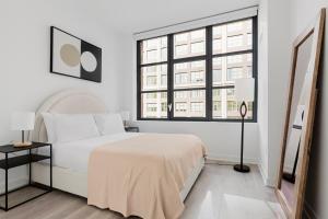 Blueground Dumbo rooftop pool nr Brooklyn Bridge NYC-2166