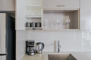 Blueground Denny Triangle pool nr Pike Place SEA-1012